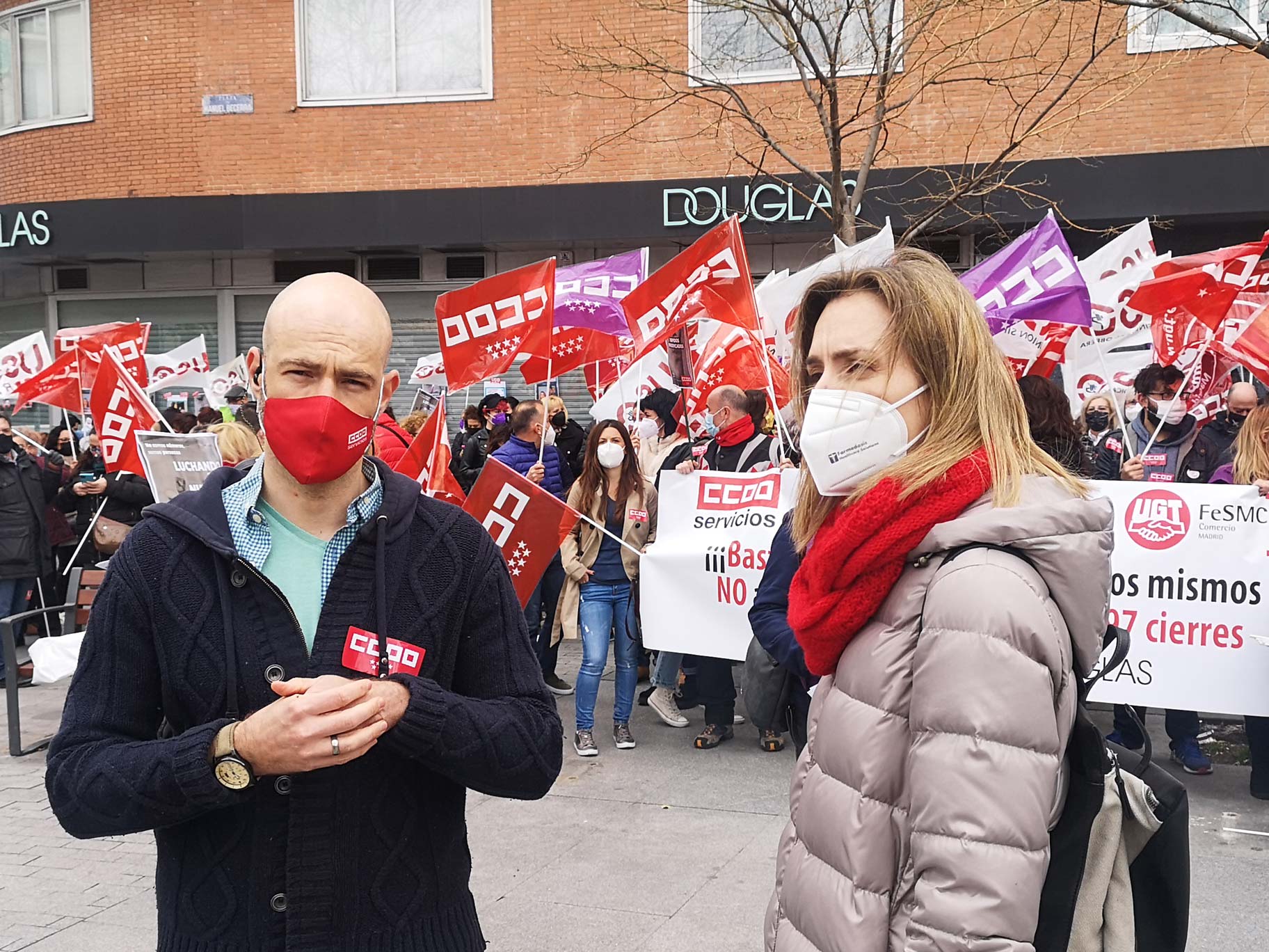 Huelga y concentración en Douglas
