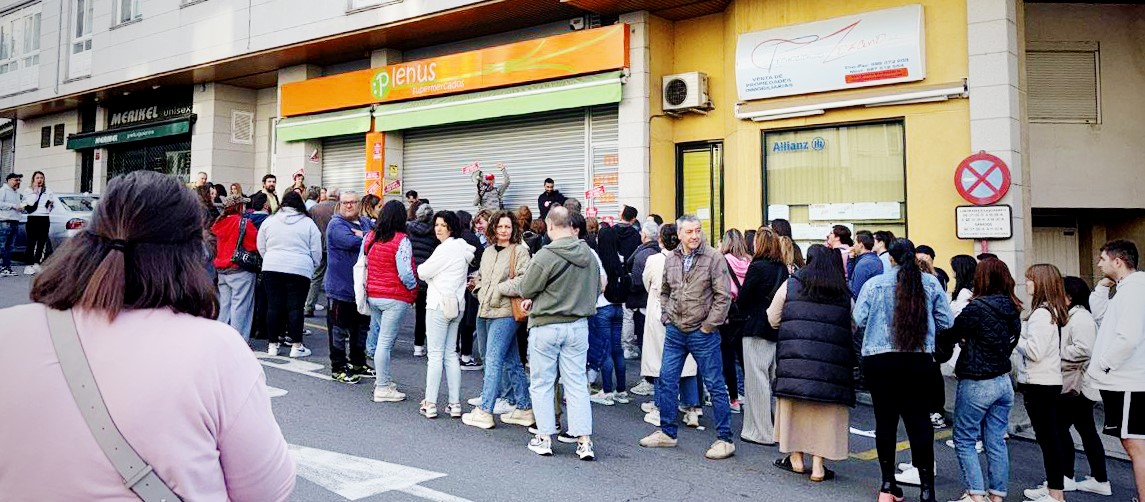 folga comercio alimentación Ourense