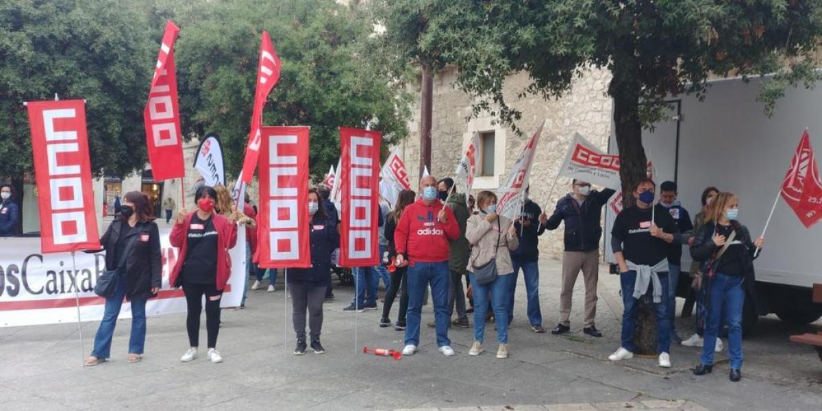 Éxito de la huelga en CaixaBank con un seguimiento en la Comunidad de más del 90% de la plantilla